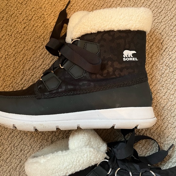 Sorel Out and About Leopard print boots size 9 - Picture 10 of 10